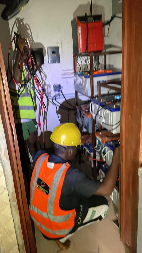 Solar Battery Connection